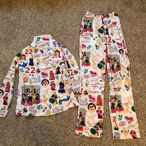 Taylor Swift Women’s Size M Pajama Set. Nylon. NEW